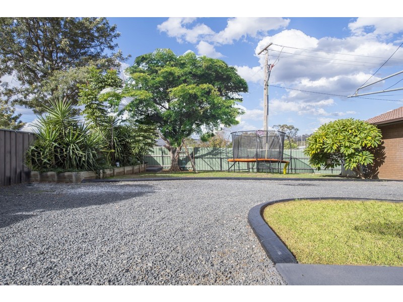 6 Shannon Close, Aberdeen NSW 2336