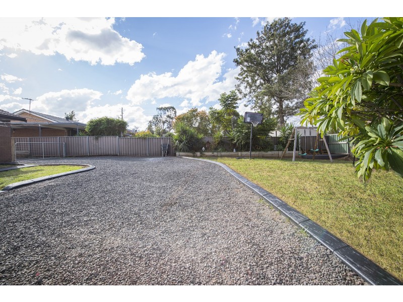 6 Shannon Close, Aberdeen NSW 2336