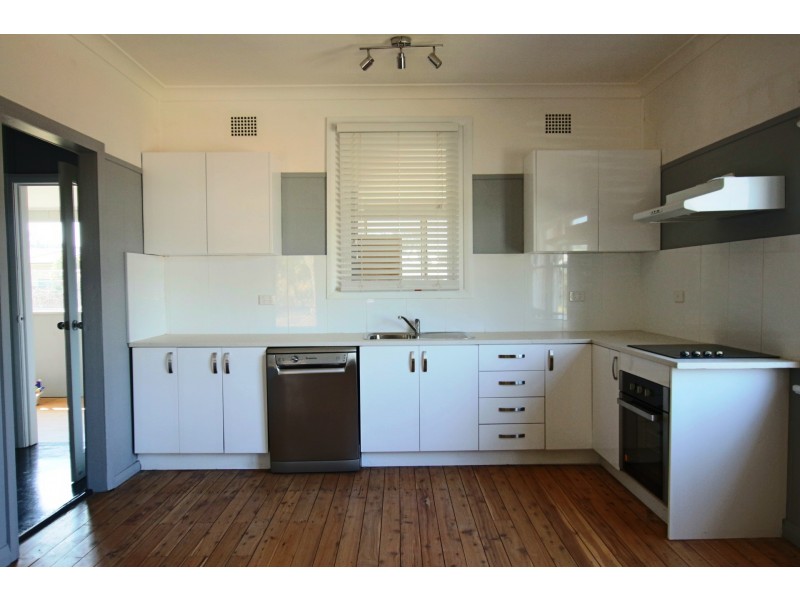 9 Clifford Street, Muswellbrook NSW 2333