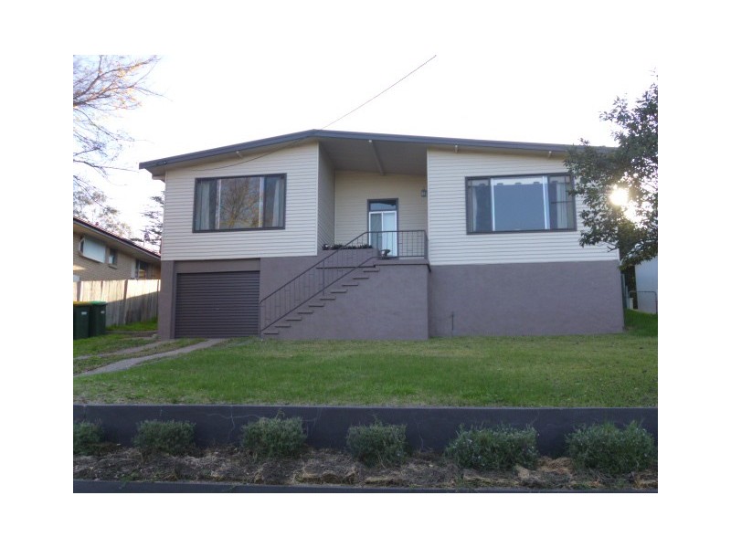 15 Thompson Street, Muswellbrook NSW 2333