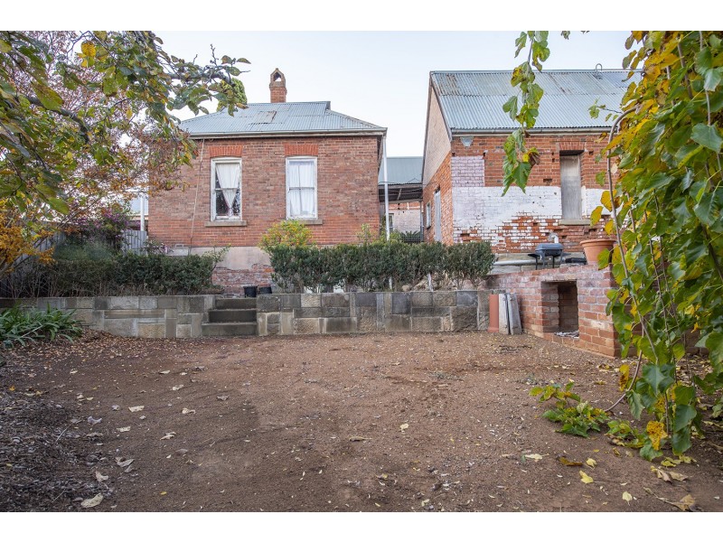 11 Smith Street, Scone NSW 2337