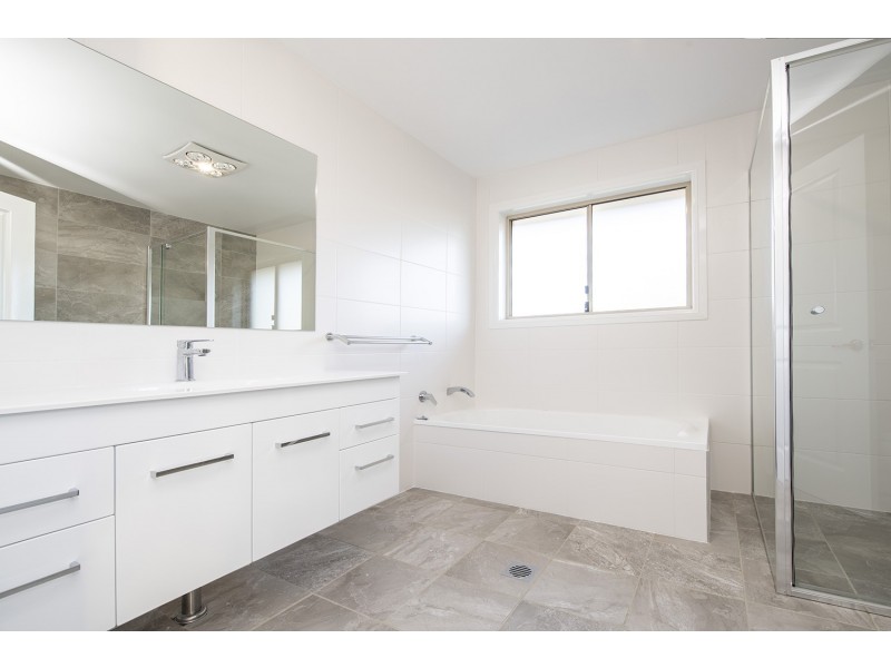 13 Somerset Place, Scone NSW 2337