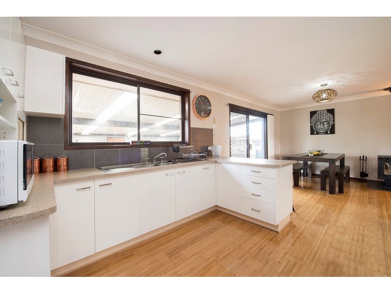 6 Shannon Close, Aberdeen NSW 2336