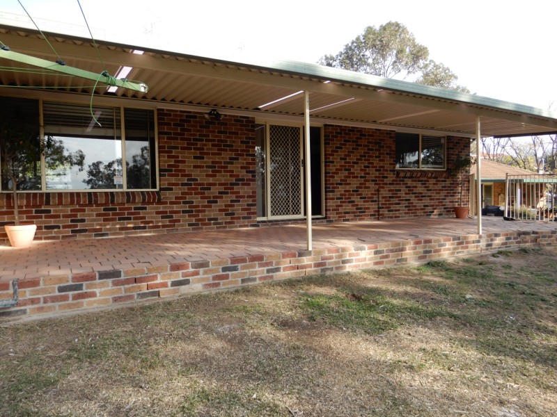 12 Hakea, Muswellbrook NSW 2333