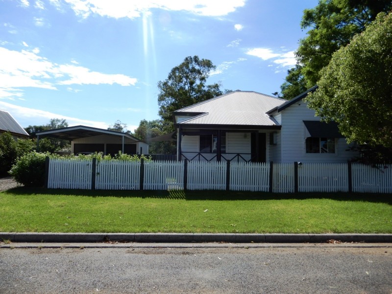 39 Ford Street, Muswellbrook NSW 2333
