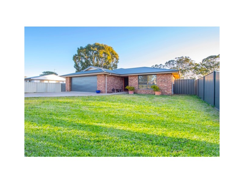 16 Satur Road, Scone NSW 2337