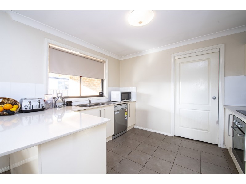 16 Satur Road, Scone NSW 2337