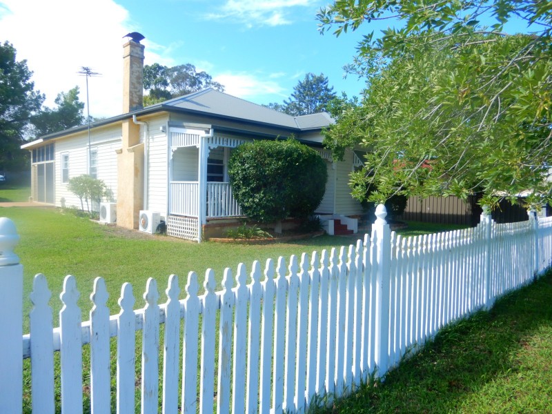 27 Clendinning Street, Muswellbrook NSW 2333