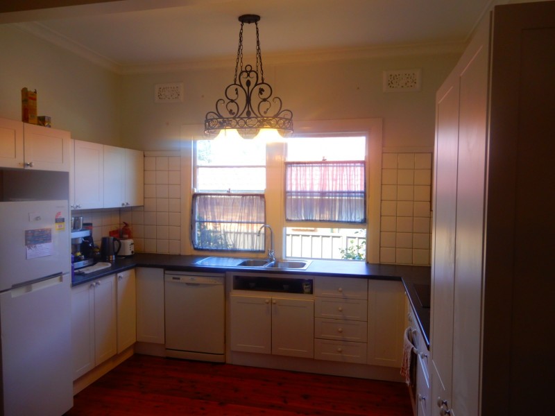 27 Clendinning Street, Muswellbrook NSW 2333