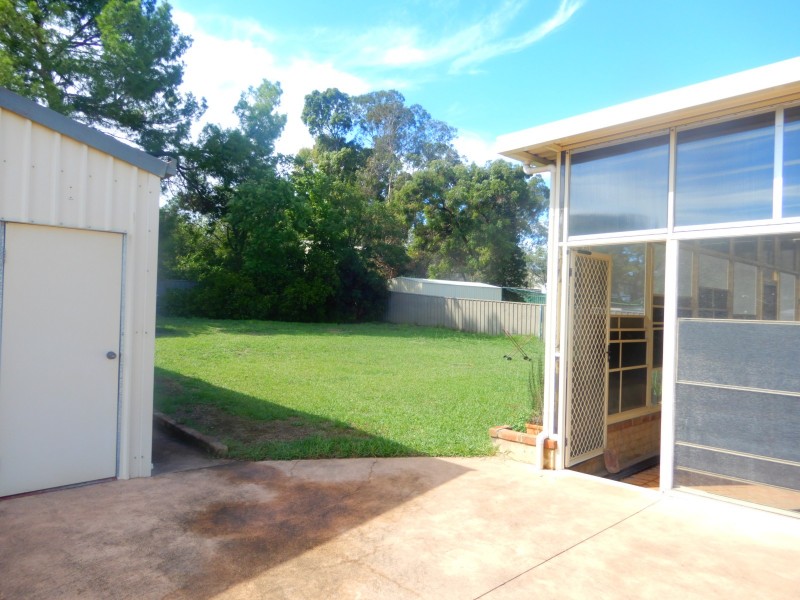 27 Clendinning Street, Muswellbrook NSW 2333