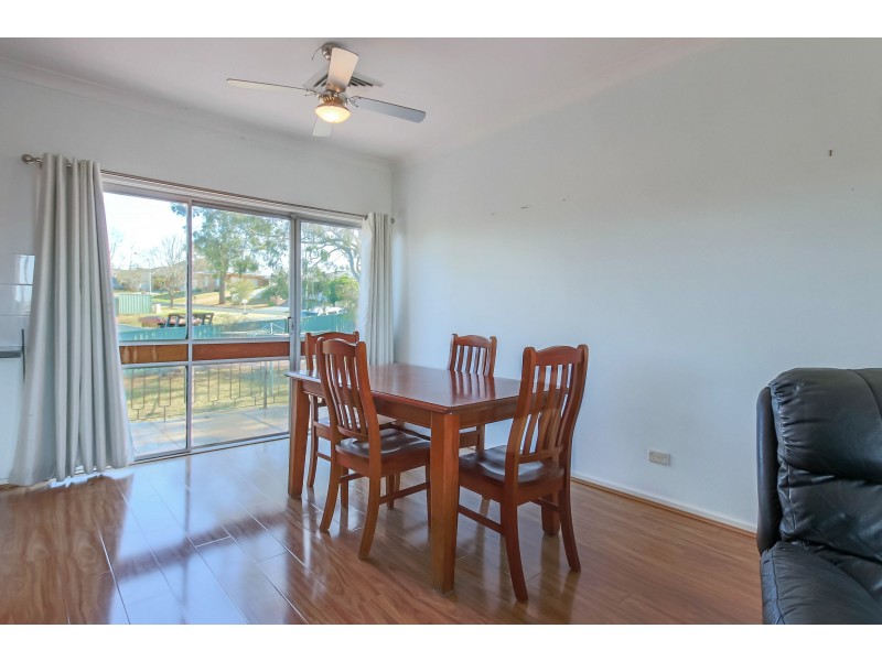 8 Bronte Crescent, Muswellbrook NSW 2333