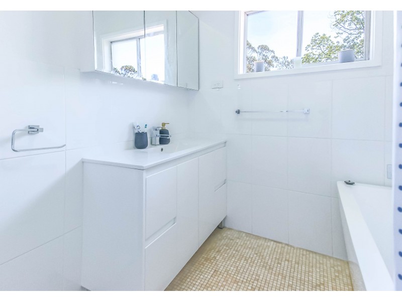 8 Bronte Crescent, Muswellbrook NSW 2333