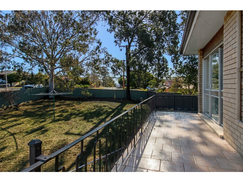 8 Bronte Crescent, Muswellbrook NSW 2333