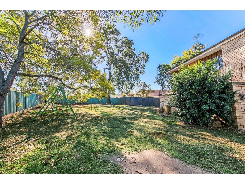 8 Bronte Crescent, Muswellbrook NSW 2333