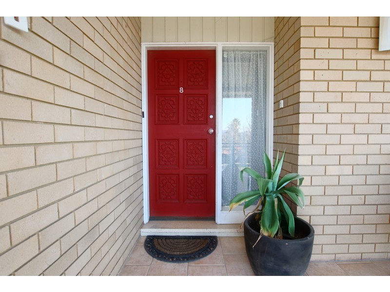 8 Bronte Crescent, Muswellbrook NSW 2333