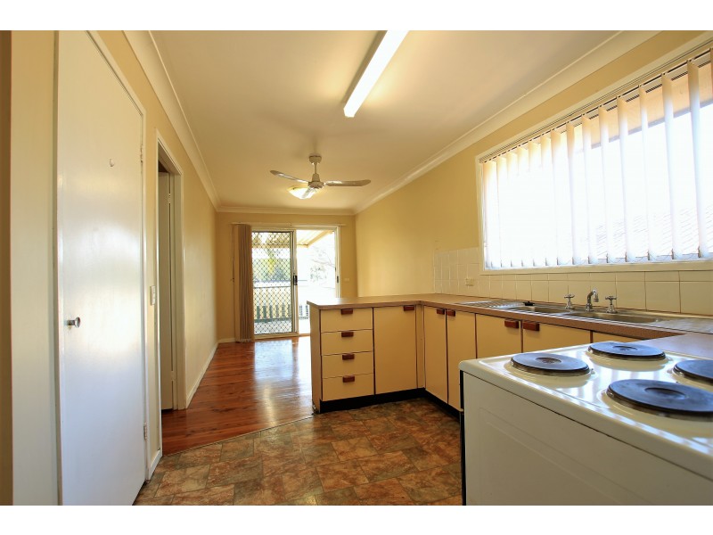 24 Peppermint Road, Muswellbrook NSW 2333