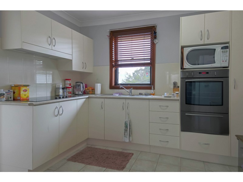 16 Tobruk Avenue, Muswellbrook NSW 2333