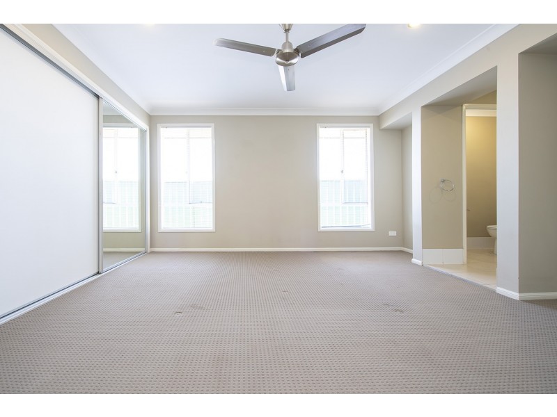 2/2 Chivers Circuit, Muswellbrook NSW 2333