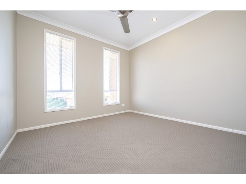 2/2 Chivers Circuit, Muswellbrook NSW 2333