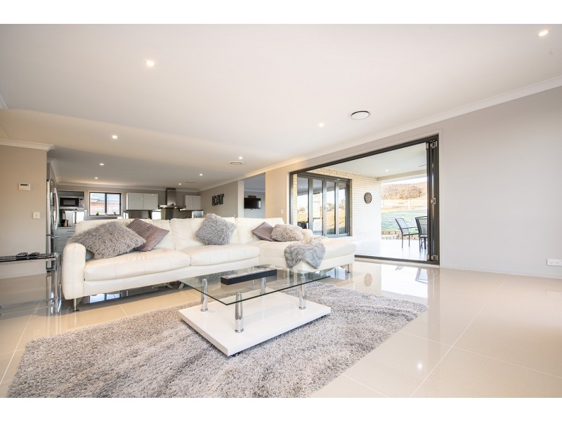 42 Bhima Drive, Scone NSW 2337