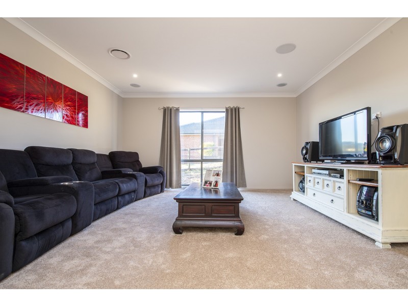 42 Bhima Drive, Scone NSW 2337