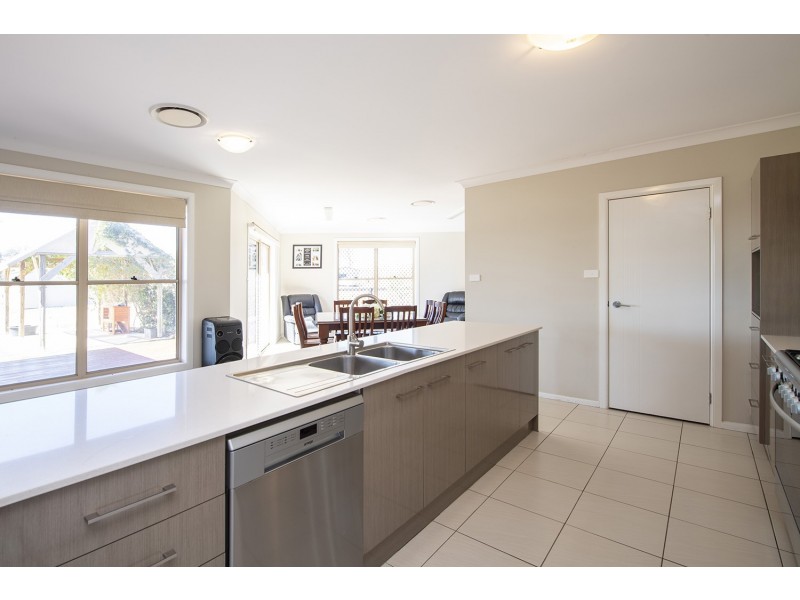 98 Ironbark Road, Muswellbrook NSW 2333