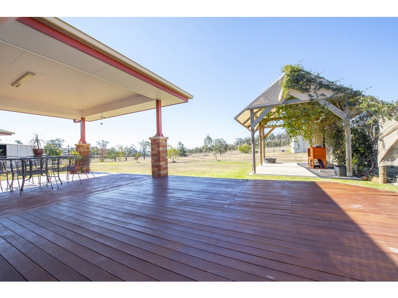 98 Ironbark Road, Muswellbrook NSW 2333