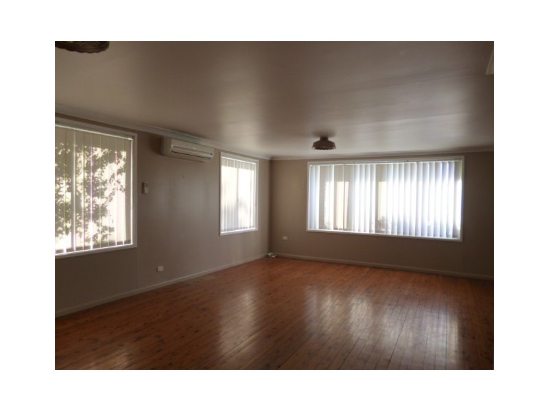 2 Midanga Avenue, Muswellbrook NSW 2333