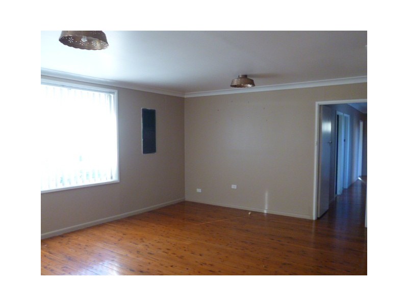 2 Midanga Avenue, Muswellbrook NSW 2333