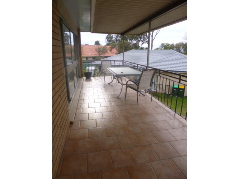8 Bronte Crescent, Muswellbrook NSW 2333