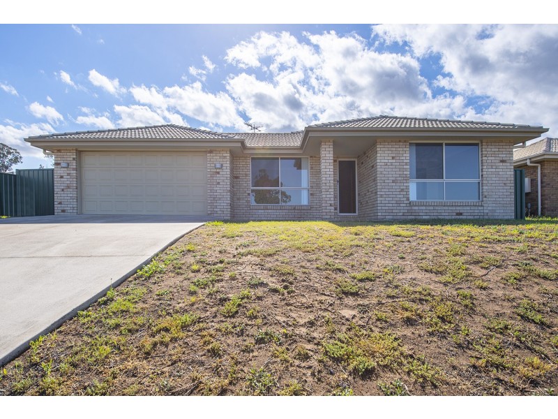 17 Dixon Circuit, Muswellbrook NSW 2333