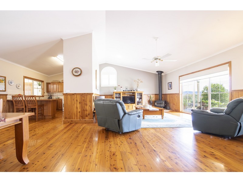 39 Rosemount Road, Denman NSW 2328