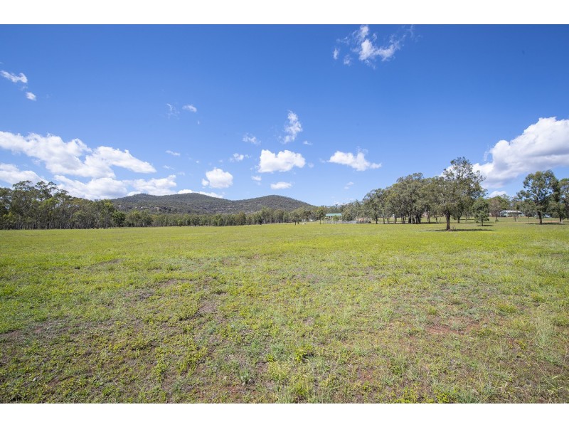 39 Rosemount Road, Denman NSW 2328