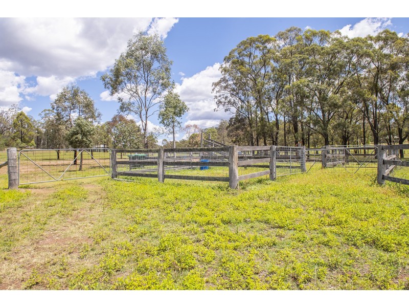39 Rosemount Road, Denman NSW 2328