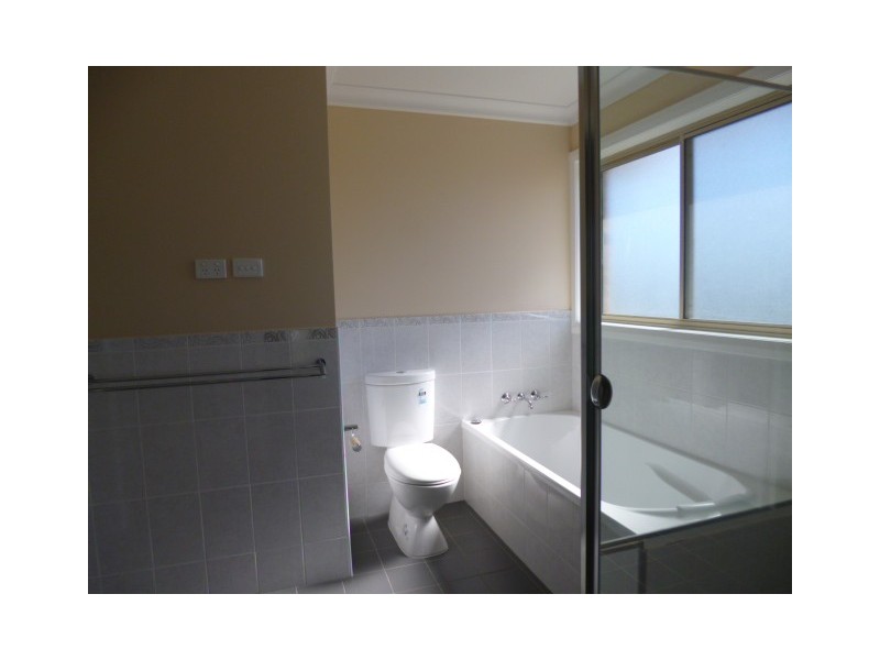 1/5 Alexander Close, Aberdeen NSW 2336