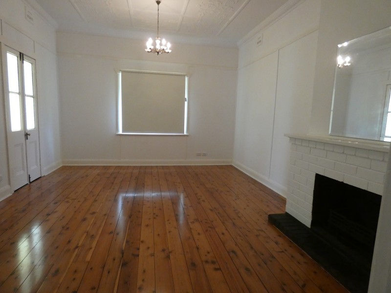 50 Oxford Road, Scone NSW 2337