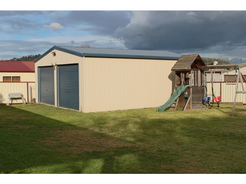 23 Gordon Street, Aberdeen NSW 2336