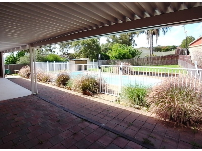 94 St Andrews Street, Aberdeen NSW 2336