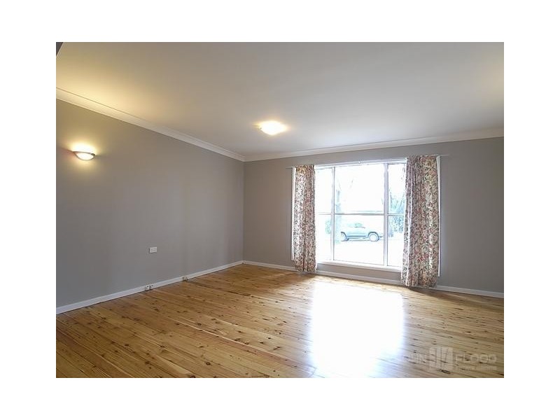 45 Anzac Parade, Muswellbrook NSW 2333