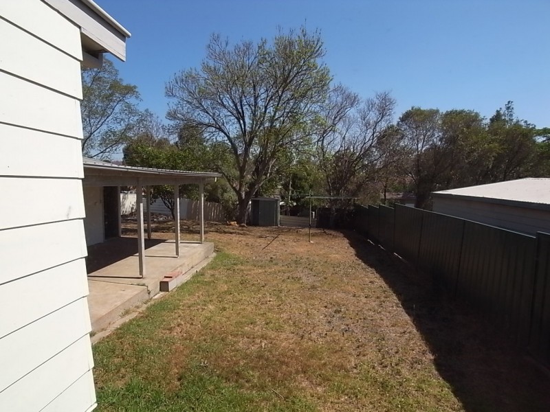 45 Anzac Parade, Muswellbrook NSW 2333