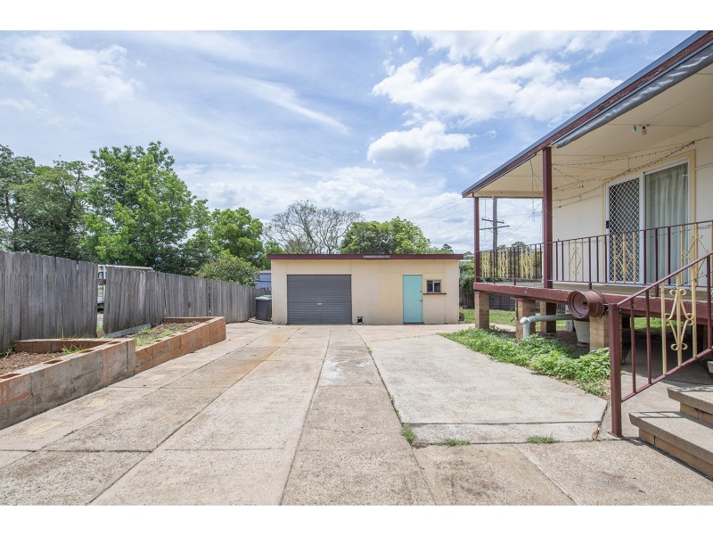 16 Manning Street, Muswellbrook NSW 2333