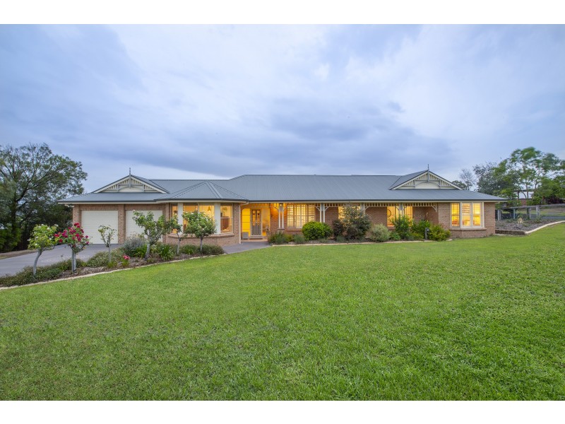 3 Halstead Close, Scone NSW 2337