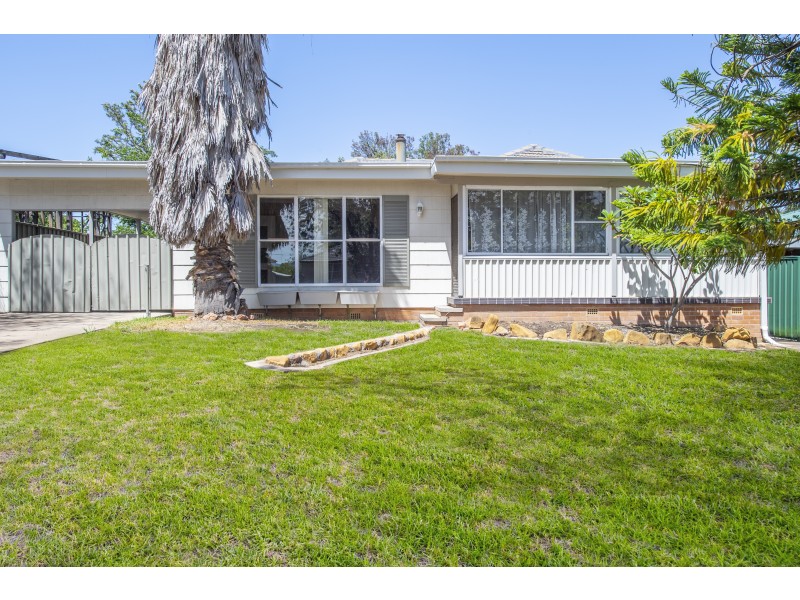 45 Anzac Parade, Muswellbrook NSW 2333