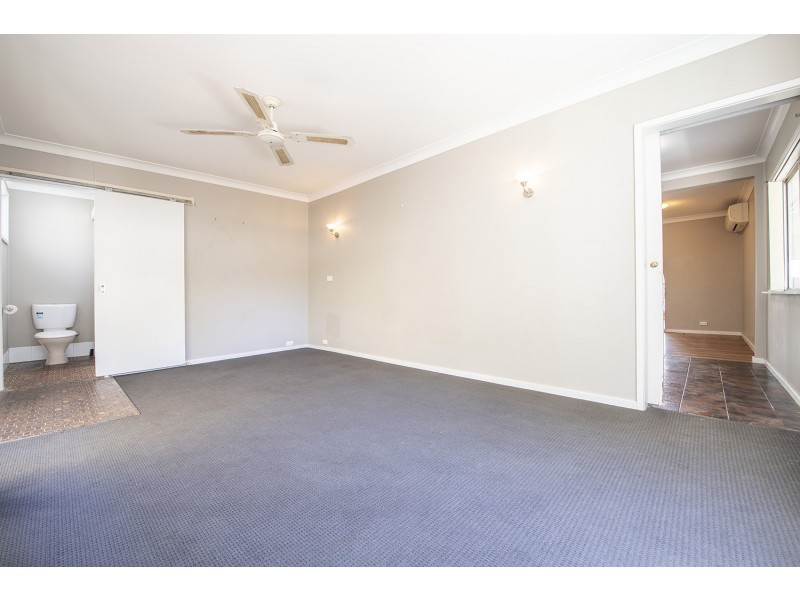 45 Anzac Parade, Muswellbrook NSW 2333