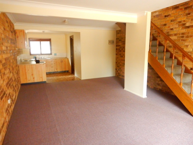 10/1A Winbourne Estate McClintock Drive, Muswellbrook NSW 2333