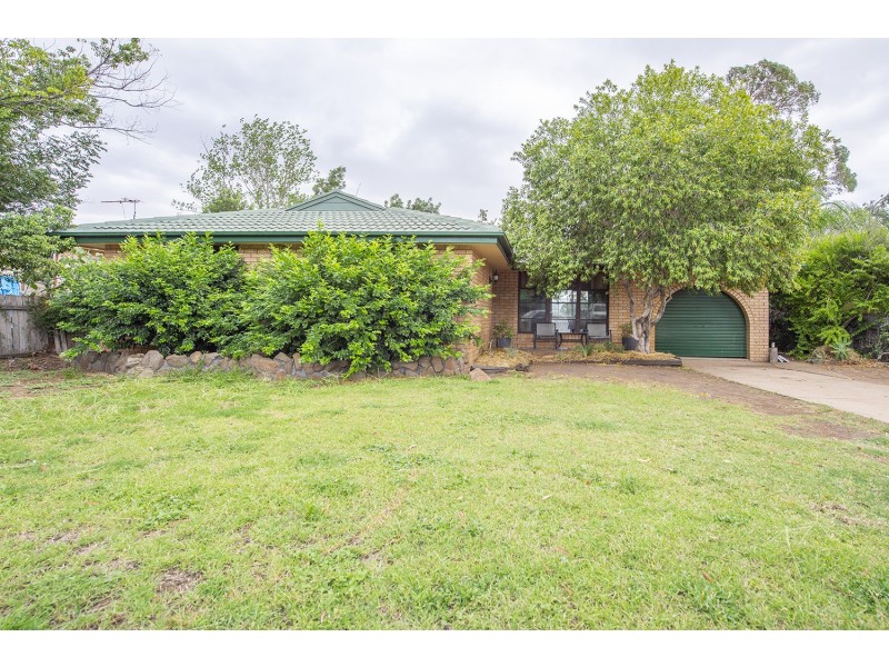 13 Kelly Street, Scone NSW 2337