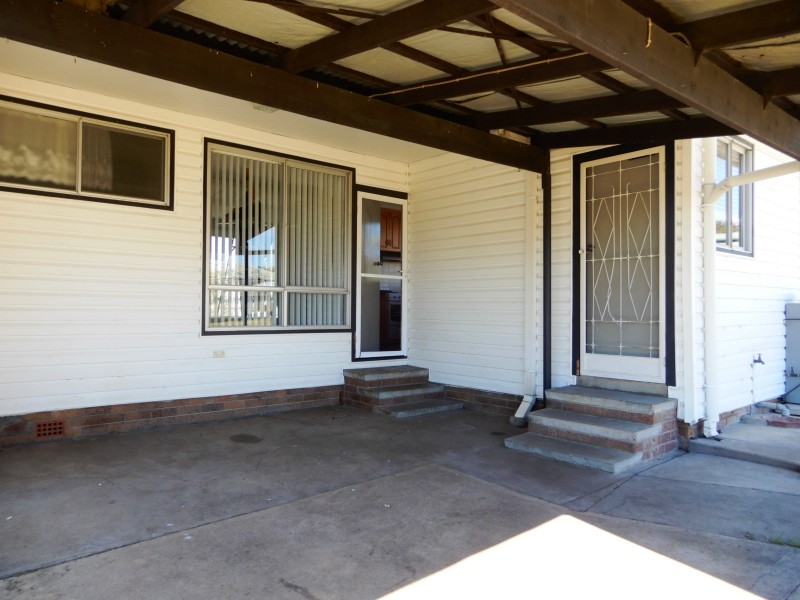 14 Donaldson Street, Muswellbrook NSW 2333