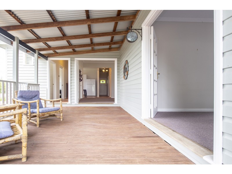 24 Roger Street, Muswellbrook NSW 2333