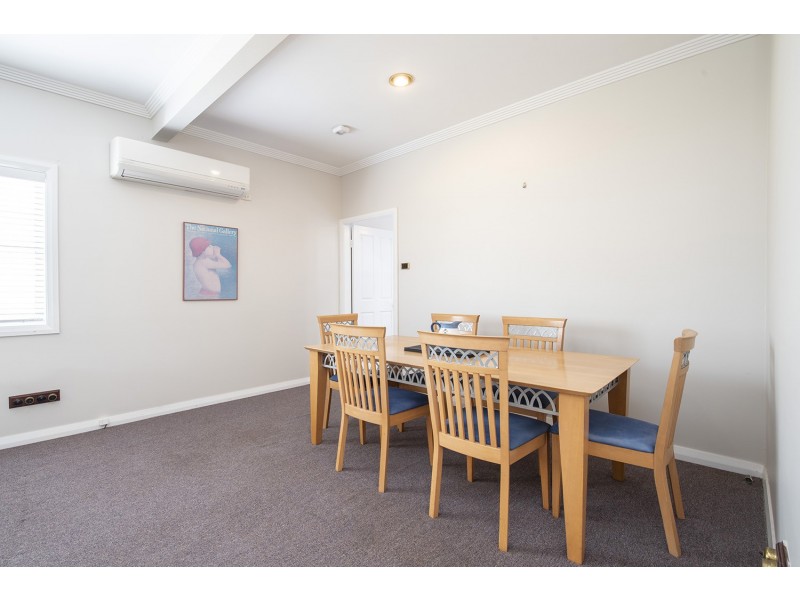 24 Roger Street, Muswellbrook NSW 2333