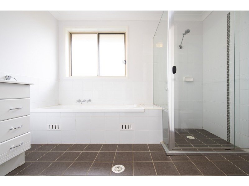 33 Bloodwood Road, Muswellbrook NSW 2333